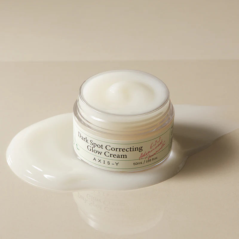 Non-greasy texture of AXIS-Y Dark Spot Correcting Cream – Fast-absorbing Korean skincare for "Glass Skin" clarity at Atelier De Glow UAE.