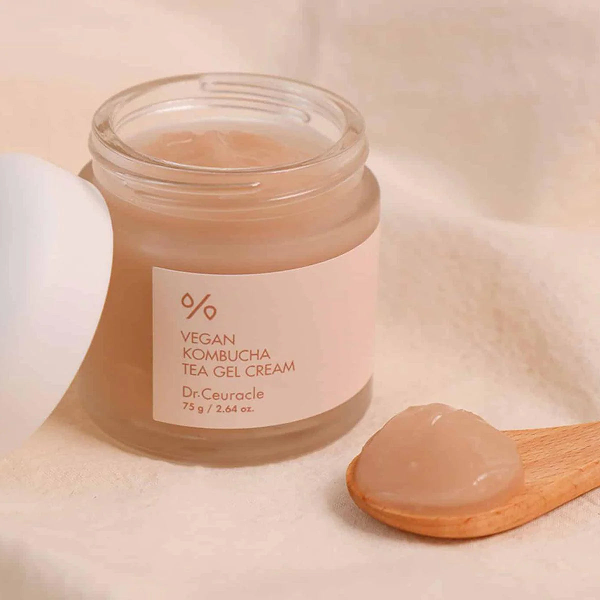 Lightweight, water-drop gel texture of Dr. Ceuracle Kombucha Cream – Non-greasy Korean face cream for deep hydration and barrier repair at Atelier De Glow UAE.