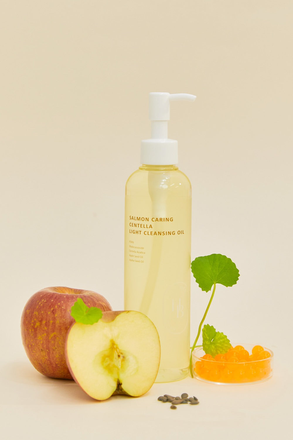HEVEBLUE Salmon Caring Centella Light Cleansing Oil | Atelier De Glow UAE