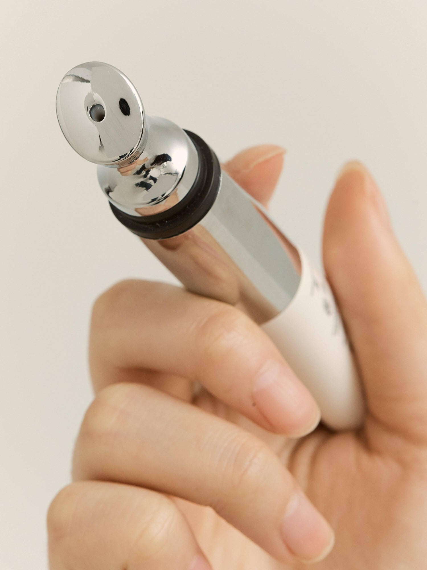 HEVEBLUE Black Yuja Bean Lifting Auto Eye Cream 15ml