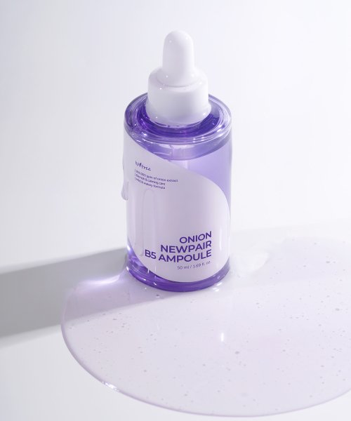 Rich, purple-tinted texture of Isntree Onion Newpair Ampoule – Fast-absorbing, non-sticky soothing fluid for sensitive skin at Atelier De Glow UAE.