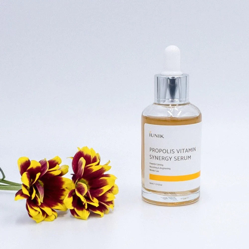 iUNIK Propolis Vitamin Synergy Serum : Nourishing and Brightening Serum at Atelier de Glow