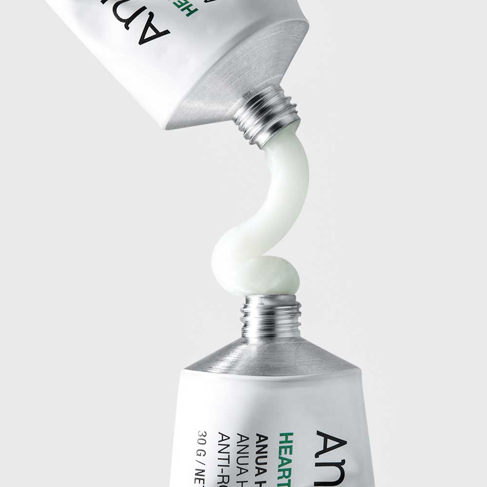 Anua Heartleaf Spot Cream – Cult-favorite "Redness Reliever" for achieving a calm, unified, and high-definition "Glass Skin" look, shop at Atelier De Glow UAE.
