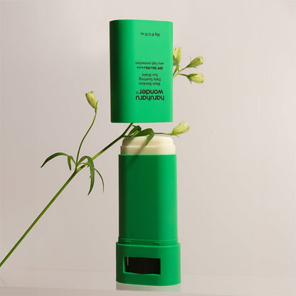 Haruharu WONDER Black Bamboo Daily Soothing Sun Shield | Atelier De Glow UAE