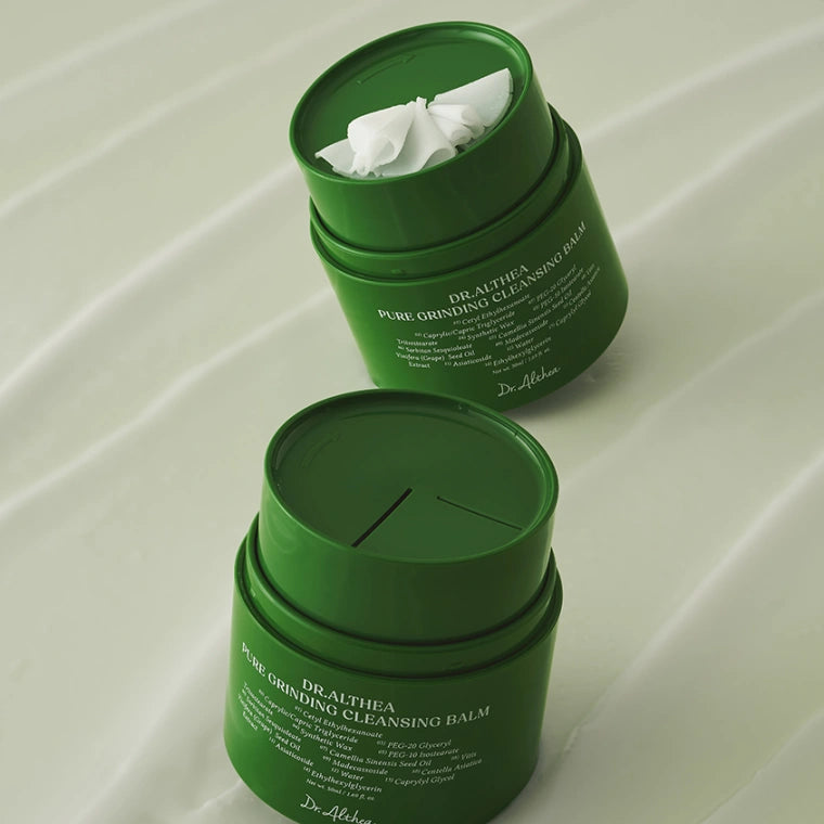 Unique grinding mechanism of Dr. Althea Pure Balm – Freshly dispensed, non-comedogenic Korean cleansing oil for reactive skin at Atelier De Glow UAE.