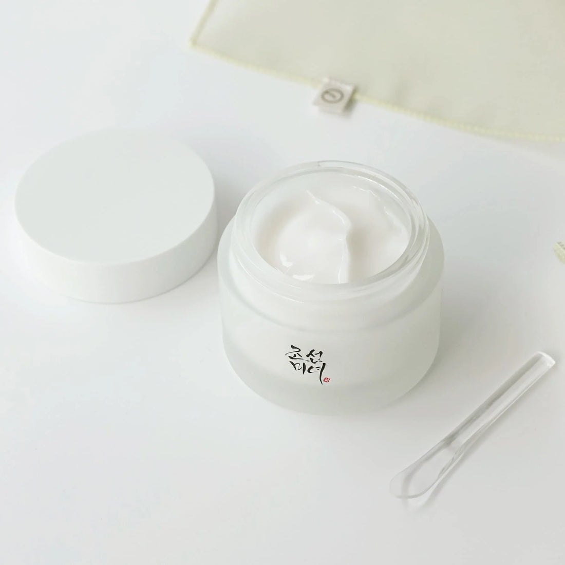 Beauty of Joseon Dynasty Cream for repairing AC-dehydrated skin and sun-dullness in Dubai – Firming Korean face cream with fast delivery in UAE.