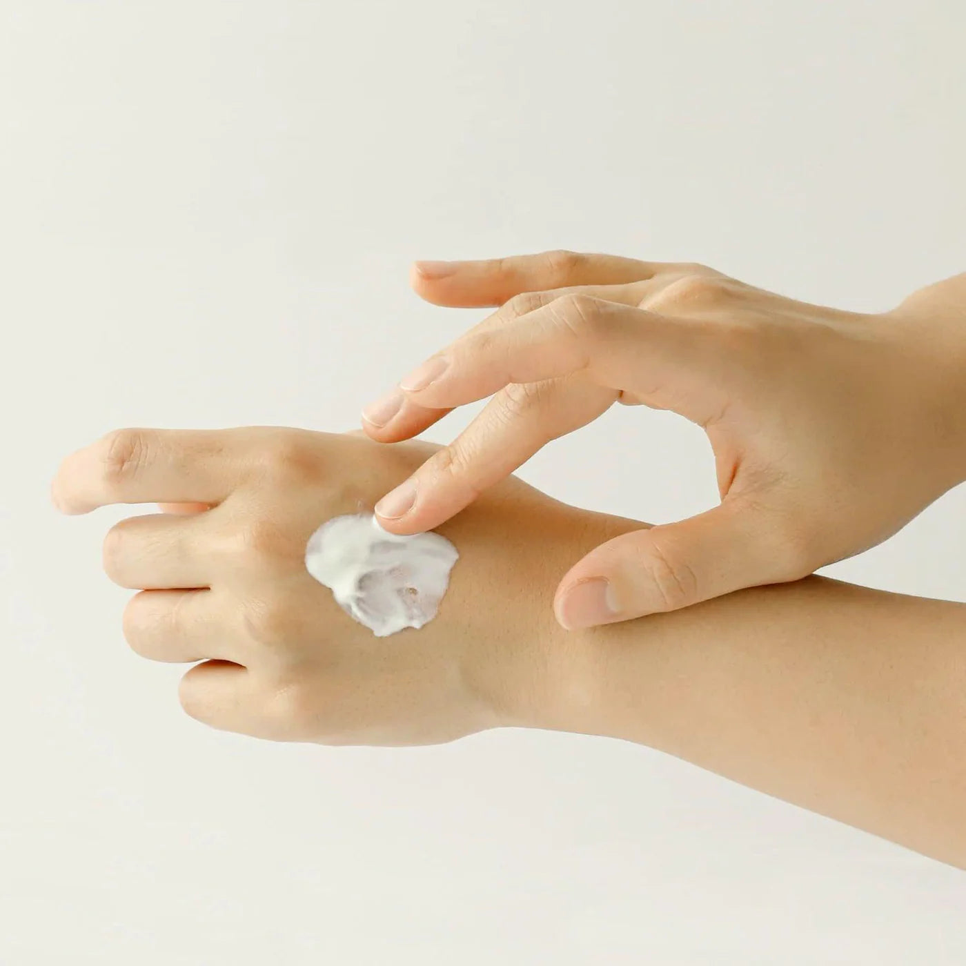 Creamy, non-greasy texture of Beauty of Joseon Relief Sun – Invisible finish for the ultimate "Glass Skin" sun care at Atelier De Glow UAE.