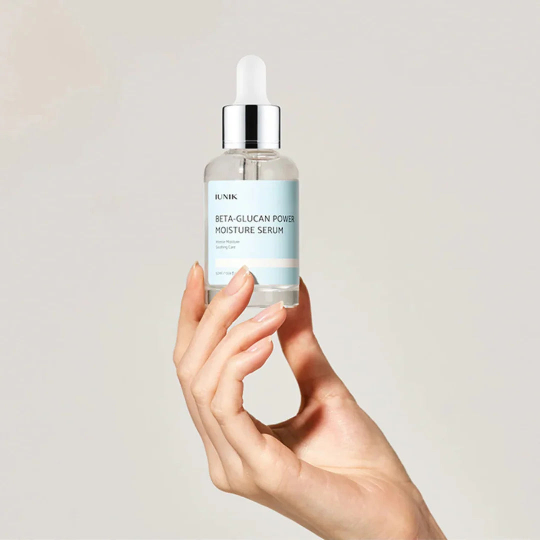 Crystal-clear, slightly viscous texture of iUNIK Beta-Glucan Serum – Smooth, slippery fluid that absorbs instantly without residue at Atelier De Glow UAE.