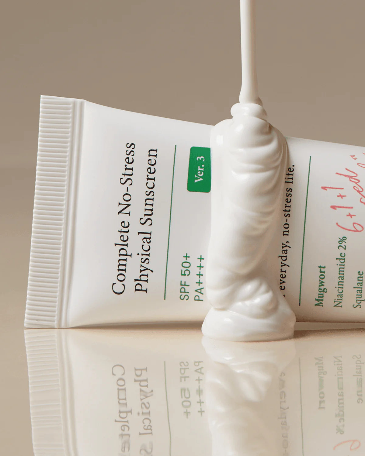 Lightweight, zero-white-cast finish of AXIS-Y Physical Sunscreen – Breathable Korean sun care for "Glass Skin" protection at Atelier De Glow UAE.