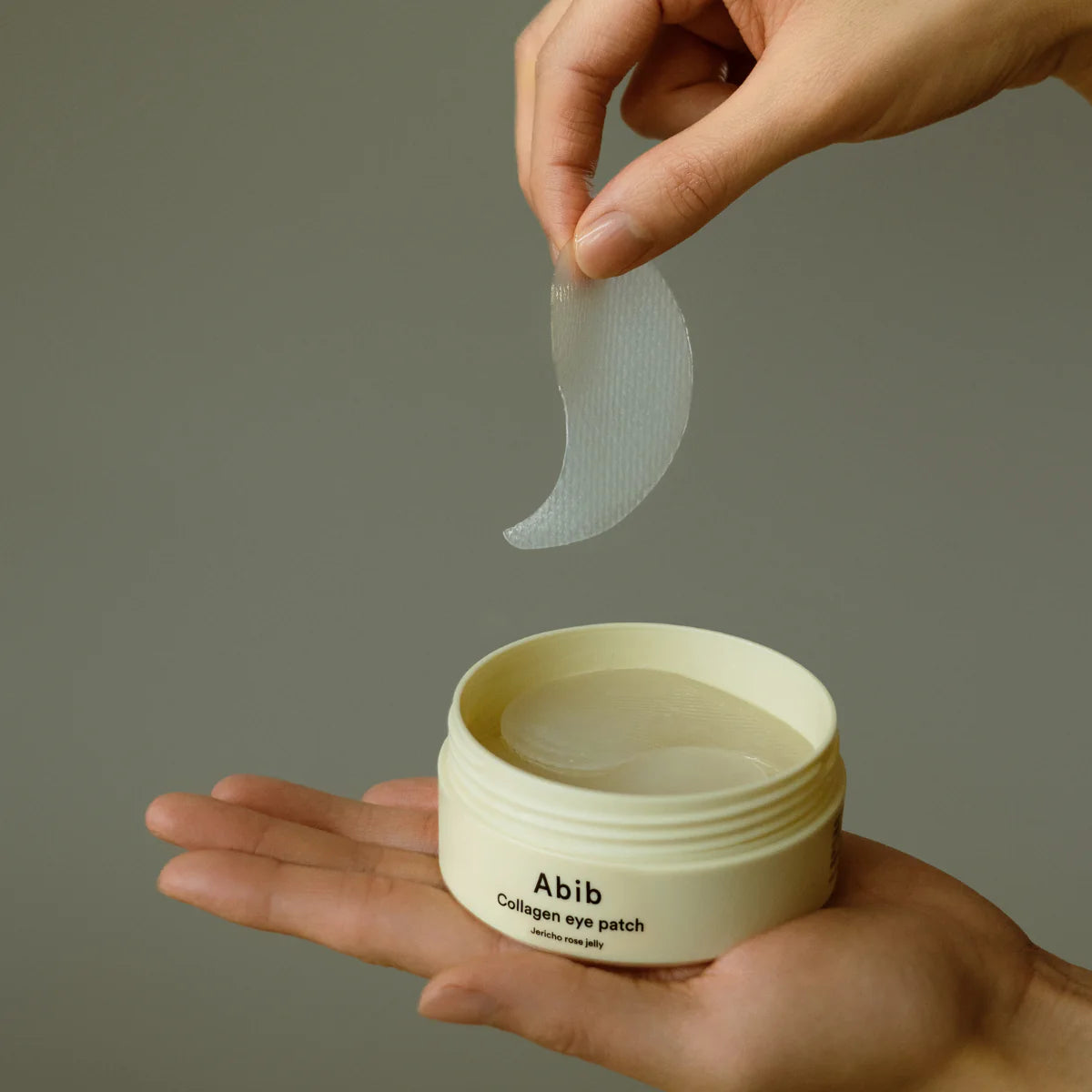 Abib Collagen Eye Patches for depuffing and AC-dryness in Dubai – Cooling Korean under-eye treatment to reduce dark circles with fast delivery in UAE.