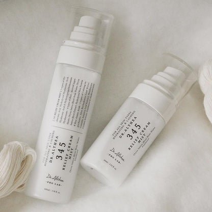 Cream-in-mist technology of Dr. Althea 345 Relief – Ultra-fine Korean hydrating spray for barrier support and brightening at Atelier De Glow UAE.