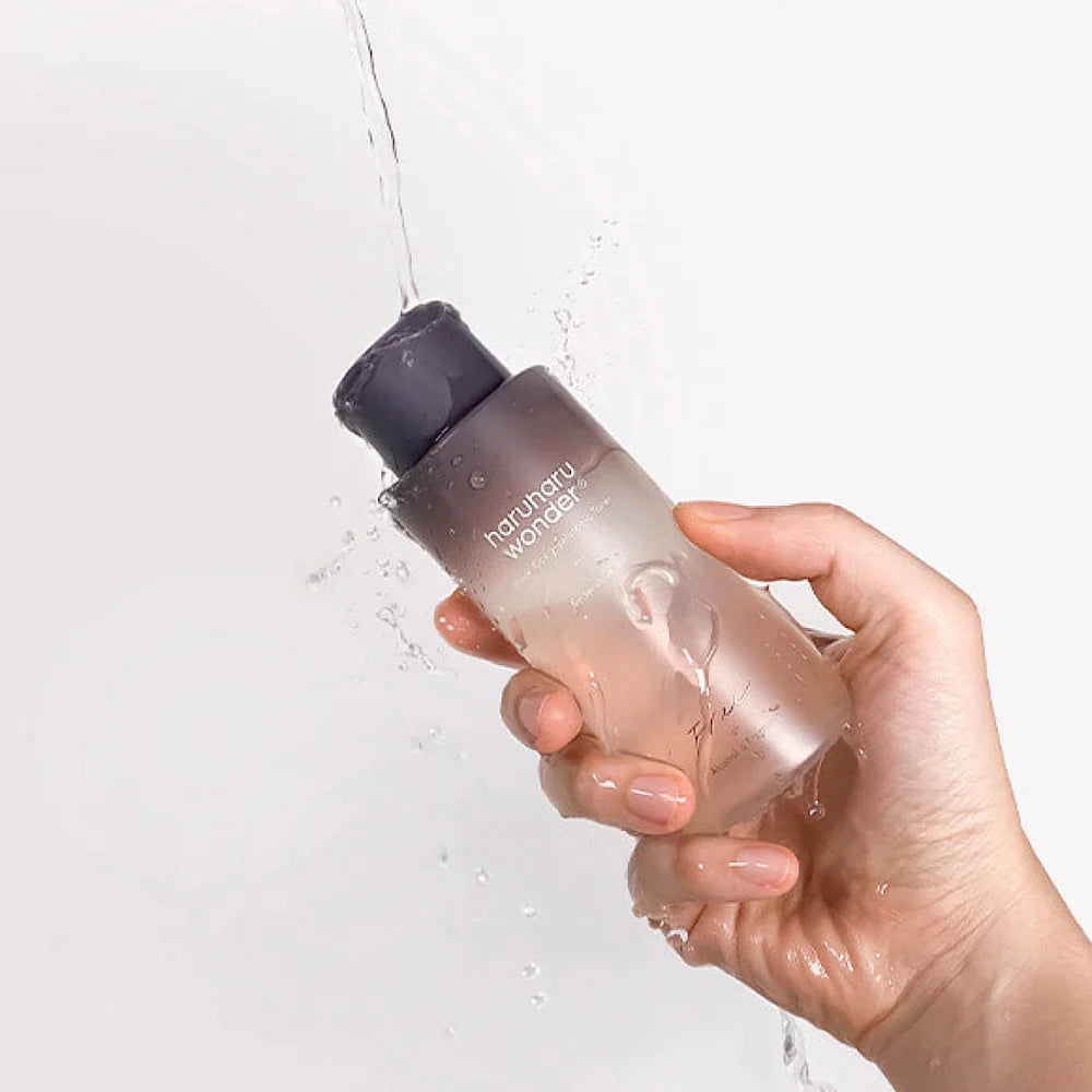 Haruharu Wonder unscented toner for reactive skin, redness, and fragrance allergies – Hypoallergenic antioxidant-rich moisture prep from Atelier De Glow UAE.